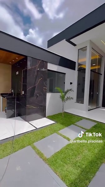 Construcción de Piscinas Elevadas: Guía y Tips