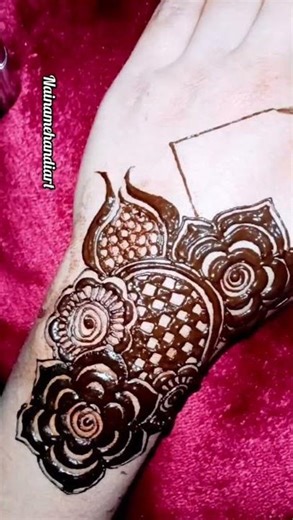 simple essay mehandi desion #henna mehandi # Short !# viral!#trending mehandi desion ✨🌿