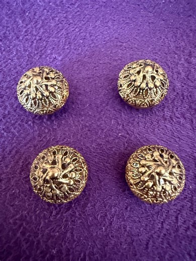 Set of 4 Antique Filigree Dome Buttons, Czech Brass Tone, 1/2" - Etsy