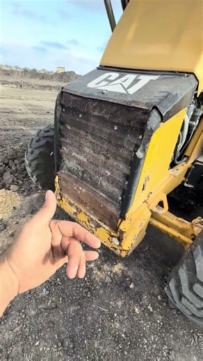 CAT 420F2 Part 2: Starter Installed — Back in Action 🚜