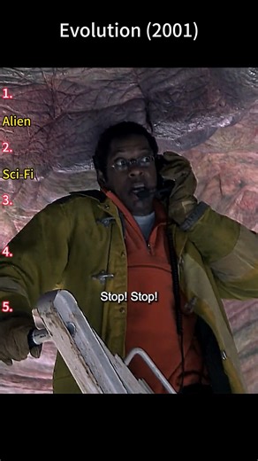 Evolution (2001) | Harry Injects Shampoo into the Alien