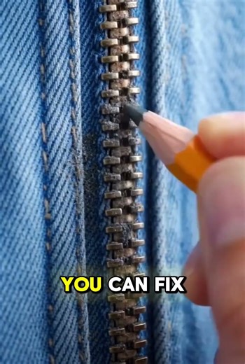 Fix A Stuck Zipper In Seconds! 🤐✨ | Creative Life Hacks
