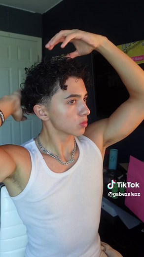 Slick Back Curly Hair: Styling Tips & Ideas