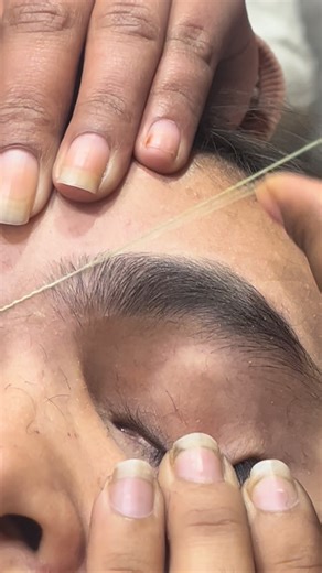 Modern Beauty Salon on Instagram: "Eyebrow Threading 💞"