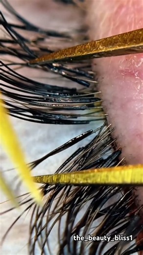Eyelash Extension 😍 See deeply how it works✨ #extension #eyelashes