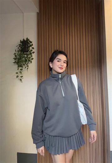 Stylish Sweater Outfit Ideas for Every Season