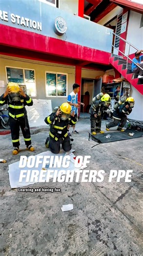 🔥 DOFFING OF PPE CHALLENGE 🔥 Learning by doing—and having fun while at it! 💪🚒 Our immersion students got hands-on experience with donning and doffing firefighter PPE, discovering that it’s not just about wearing the gear, but wearing it correctly and removing it safely. ⏱️ Speed was the challenge, but safety and proper technique were the priority. Every move mattered as students learned how PPE protects firefighters from heat, hazards, and injuries on the fireground. This activity turned tra