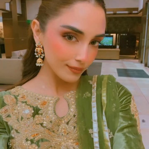 Maya Ali Updates on Reels