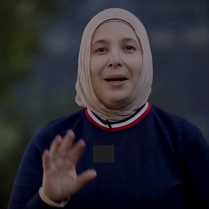 Robyn El-Khair, Community Participation Manager at Fairfield Hospital shares a message about COVID-19 restrictions in Arabic: Sydney is on high alert for COVID-19. The Sydney lockdown has been extended until *30 July. The ONLY reasons you should leave home include shopping for food, medical care, exercise, or essential work and education. You can leave home to get a COVID test or get vaccinated. Masks must be worn when indoors, except at home. You should not have visitors to your house. This inc