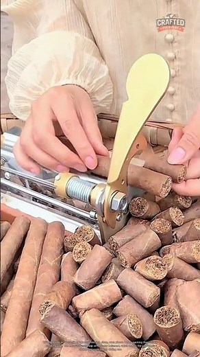 How Pipe Tobacco Gets Perfectly Cut By Hand #craftedeveryday