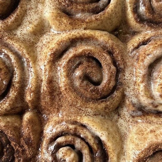 Rory Gilmore's Iconic Wardrobe in Every Season