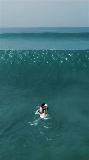 187K views · 71 comments | Comment faire une tortue en surf ? Comment passer la barre avec un longboard ? Je t’explique tout ça dans cette vidéo. Abonne-toi à Waved  #surf #waved #wavedsurf #apprendrelesurf #surfdebutant #surftips #surfbeginner #surfing #surfer #apprendreasurfer #debutantsurf #surfvoyage #surftips #tutosurt #videosurf #surfpov #povsurf #rawsurf #surftips #passerlabarre | Waved | Facebook