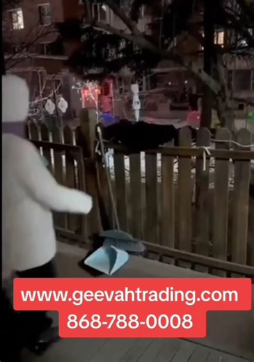 Motion Sensor Light Socket To view price as well as all product details and to order , please visit link below - CASH ON DELIVERY AVAILABLE. https://www.geevahtrading.com/Motion-Sensor-Light-Socket-Smart-Screw-in-Light-Bulb Nationwide delivery 24-48hours Monday to Friday ($30-65) | Geevah Trading: Awesome Finds For Everyday Life