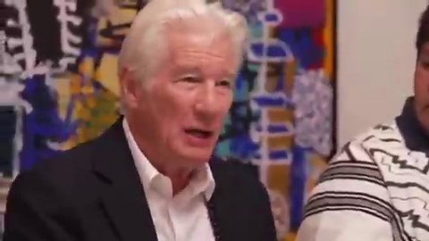 Richard Gere: "The entire planet has fallen off a cliff into the stupid zone. Do you really think these refugees and immigrants are different than us? Do you really believe these clowns like Trump, Orban, Netanyahu, Putin?"