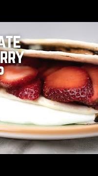 Chocolate Berry Wrap | #TiktokTortillaWrap | Kunal Kapur Snacks #shorts #youtubeshorts #trendingwrap
