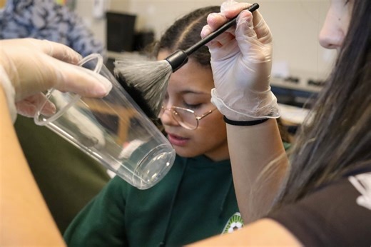 Klamath Falls students practice forensics skills, solve mock murder mystery - KOBI-TV NBC5 / KOTI-TV NBC2