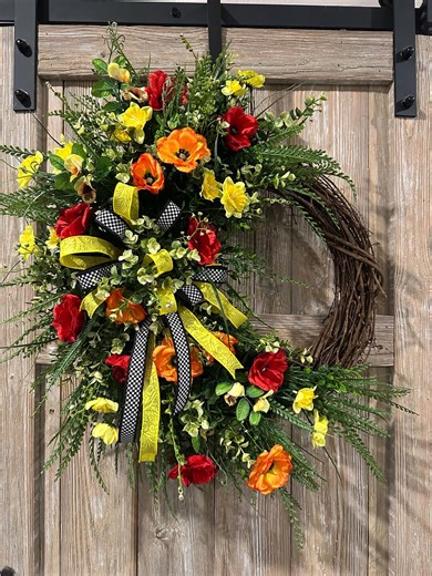 A Beautiful Spring, Poppy Wreath With a Beautiful Bow - Etsy