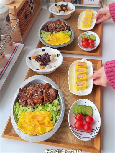 Eat breakfast with me🥢🍓🍒 #shorts #food #foodie #bento #lifestyle ‎