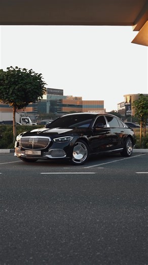 Luxury Mercedes Maybach S680 Rental in Dubai | Spacious & Opulent