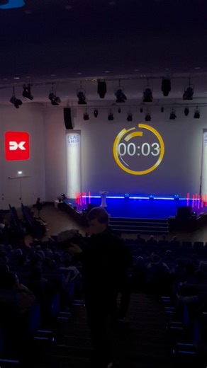 Boote Magazin on Instagram: "Welches Boot bekommt den begehrten Titel „Motorboot des Jahres 2026“? Diese Frage wurde auf der diesjährigen Flagship Night im Rahmen der @bootduesseldorf beantwortet. Die Stimmung im Publikum und bei den Siegern war super! 💙🔥 Danke an unseren Sponsoren @hbtechnics_official! #bootemagazin#flagshipnight#Motorbootdesjahres#powerboataward"