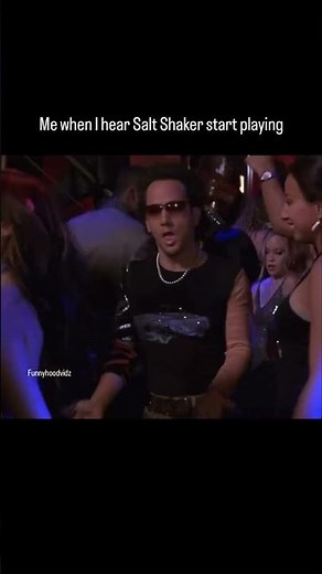 #RobSchneider is a national treasure 😂via 🎥: The Hot ChickThe Hot Chick (2002) is a wild body-swap