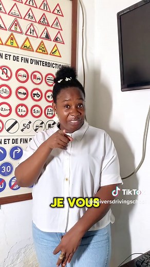 Si tu veux valider la phase théorique de l’examen du permis de conduire il est important que tu maîtrises les panneaux d’interdiction, d’obligation, de fin d’interdiction et de fin d’obligation . Si tu veux les maîtriser l’auto école univers serait ravie de te l’apprendre 🥰🥰🥰. Alors ne repousse plus le projet d’apprentissage en conduite automobile inscris toi dès maintenant. #autoecole #panneaux #permisdeconduire