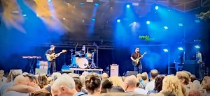 Little “Prosecution Blues” from Breda Holland last week. Lot of good stuff coming your way this week stay tuned…. @bredabarst #thecoldstares @treshombrestoursupport @intrepidartists | The Cold Stares