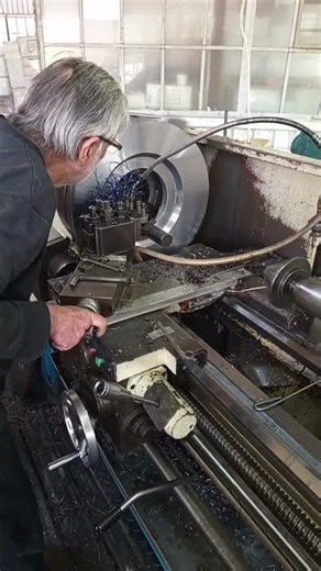 HOW TO USE MANUALLY PARALLEL LATH IN CUTTING CONICAL SHAPE FOR MINING WORK IN MECHANICAL WORKSHOP