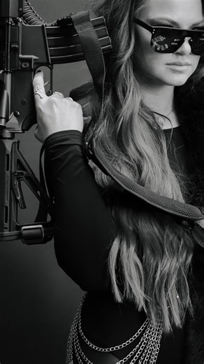 Maintenance without the wait🥰 with the Medusa weft you can be in and out from your move-up appointment in less than 30 minutes. Maintenance by @courtneymariemorris 🖤 | Eterna