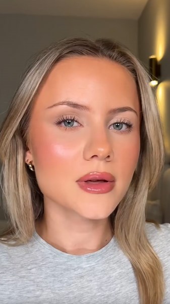 Simple eyeshadow tricks that transform your makeup