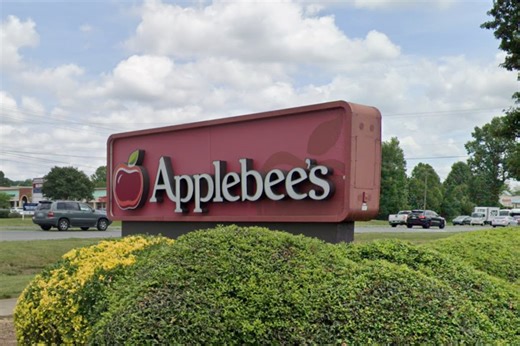Corporate Applebee's To Acquire 57 Tampa Units After Bankruptcy