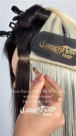 Keep both ends flat helps create a cleaner finish and distributes tension more evenly for a more comfortable install. Save this tip for your next install!!! #hairextensions #hairtutorial #hairstylist #butterflyweft #humanhair
