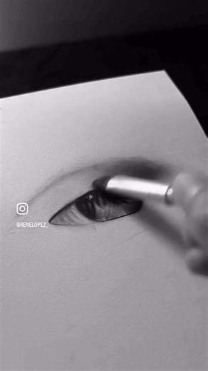 Charcoal shading ✍🏼 | Eye Artist