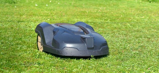 Bedste robotplæneklippere 2026? Overblik over eksterne tests, anmeldelser og research