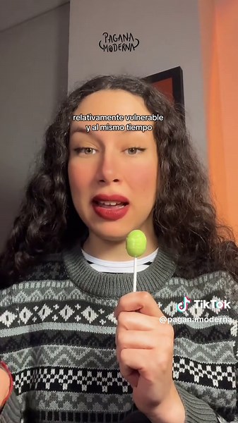 los demonios sexu4les, también conocidos como íncubos y súcubos, al ser entidades parasitarias son una forma de vampiros energéticos ☝🏽🤓 #nosferatu #longervideosontiktok #incubo #sucubo #demonios #vampiros