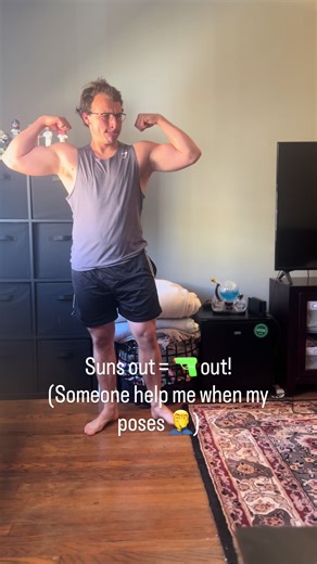 Double biceps ✅ Every other pose ❌