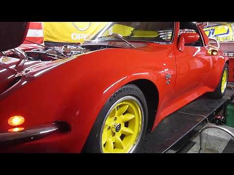 Edelbrock Returnless Fuel Sump Fuel Injection Conversion System in an Opel GT
