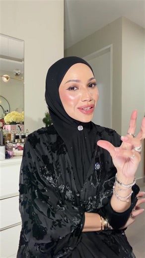 Siapa pernah try Make Over setting powder nii?