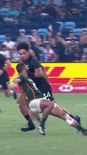 Going solo #rugbysevens #rugby #sydney7s #rodericksolo