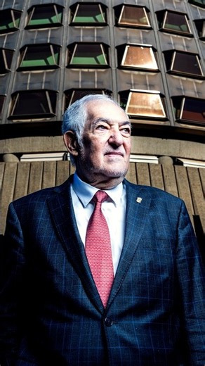 Conde-Pumpido: "Quien cuestiona al TRIBUNAL CONSTITUCIONAL, cuestiona la democracia" #shorts