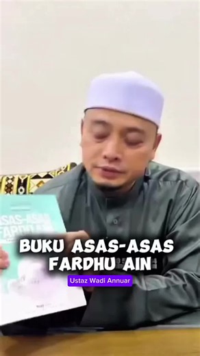 Asas-Asas Fardu Ain oleh Ustaz Wadi Annuar Lengkapkan asas ilmu agama dengan panduan yang mudah difahami dan sesuai untuk seisi keluarga. Buku ini menghimpunkan perkara-perkara penting berkaitan Tauhid, Fiqah dan Tasawuf sebagai rujukan harian bagi membantu umat Islam memahami serta mengamalkan tuntutan agama dengan lebih yakin. Miliki naskhah Asas-Asas Fardu Ain hari ini dan jadikan ia sebagai panduan berharga dalam membina kefahaman agama yang sahih serta amalan yang lebih sempurna.