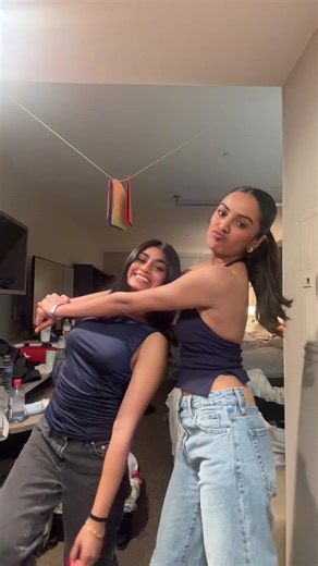 ass transition BUT LAS COMPPP AWOO