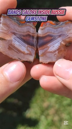 Bands Galore Inside Aussie Gemstone #agate #agatestone #gemstone #mineral #geology