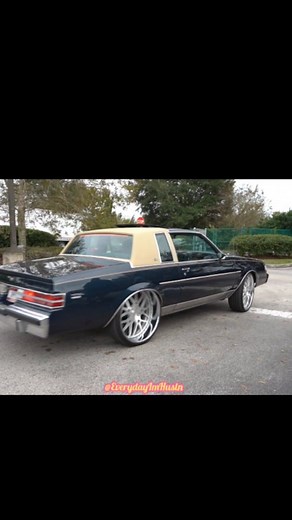 Donk, Box & Bubble reunion '21--Ocoee, FL: Cold line-up pullin out of the show from GA --------------------------‐--------------------------------------------------------------- ‼️FLORIDA CLASSIC 2023 PART 3 IS UP!‼️ Click the link below, check out the video & SUBSCRIBE! https://www.youtube.com/watch?v=s7Z1bqEl8zE | EverydayimHusln