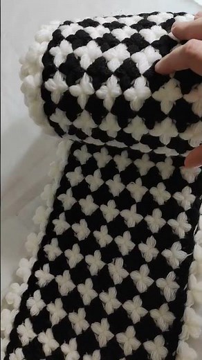 Crochet Scarf easy pattern!