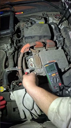 Testing for high voltage leaks on a Camry Hybrid #toyota #hybrid #mechanic