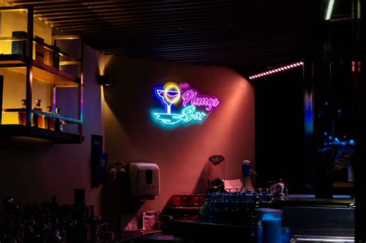 Sip ‘n Splash Pool Party - Dive In This November!