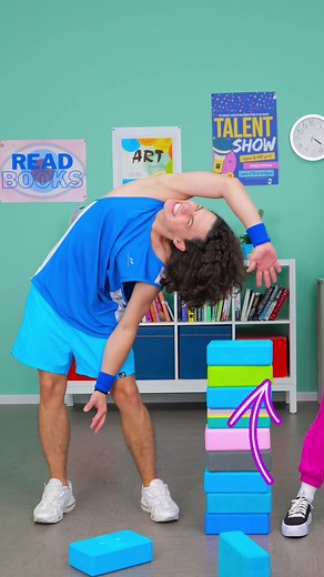 Try it with your friends😎😝 #123gohouse #challenge #partygame