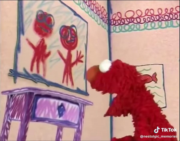 Elmo Explores Who Has Hair and Who Doesn't