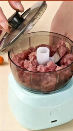 Mini triturador elétrico duplo usb https://s.shopee.com.br/5VQWo8hHzL #minitriturador #processador #TRITURADOR #processadordealimentos #shopeebrasil